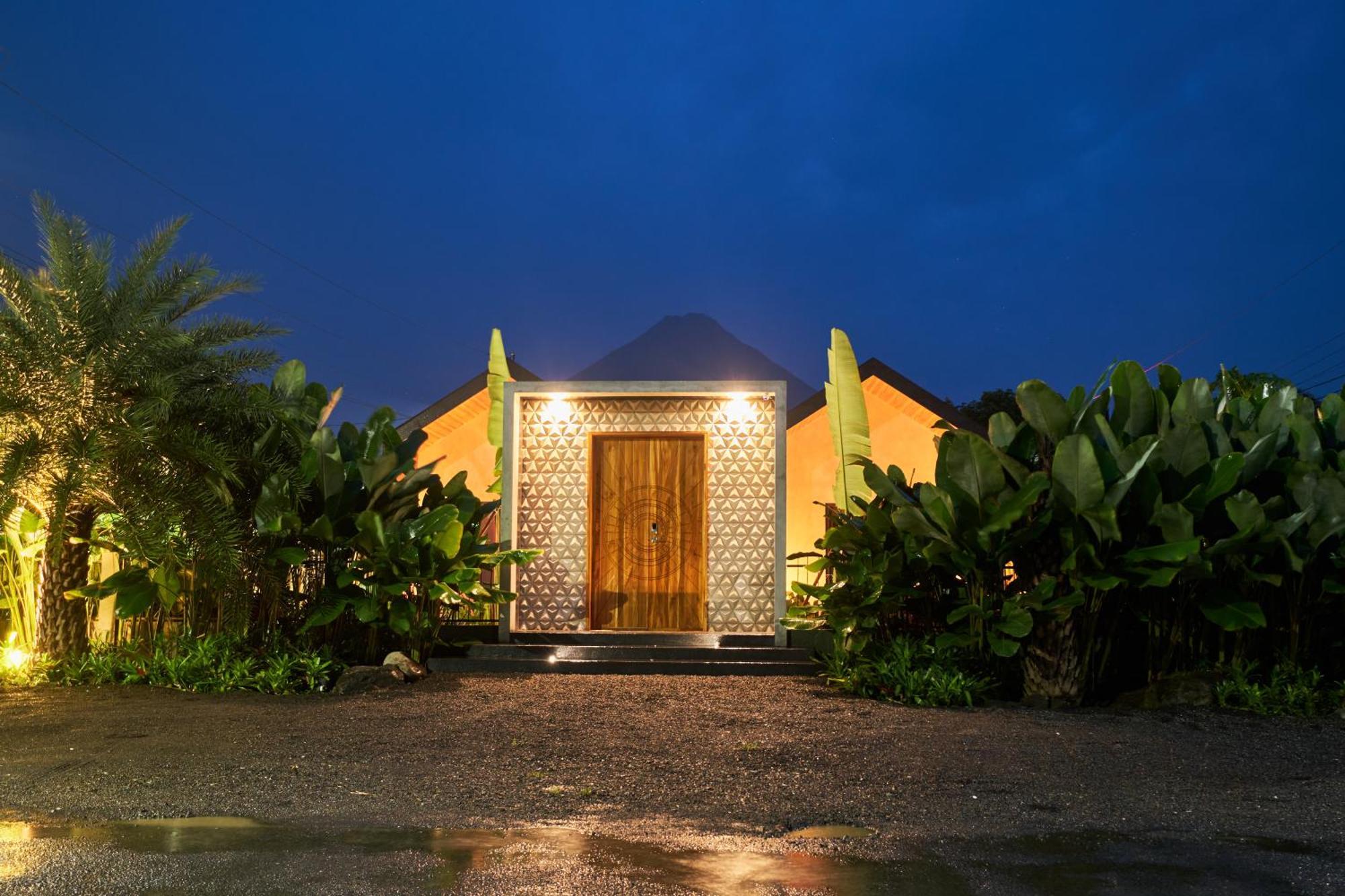 Suwa Villa Arenal La Fortuna Esterno foto