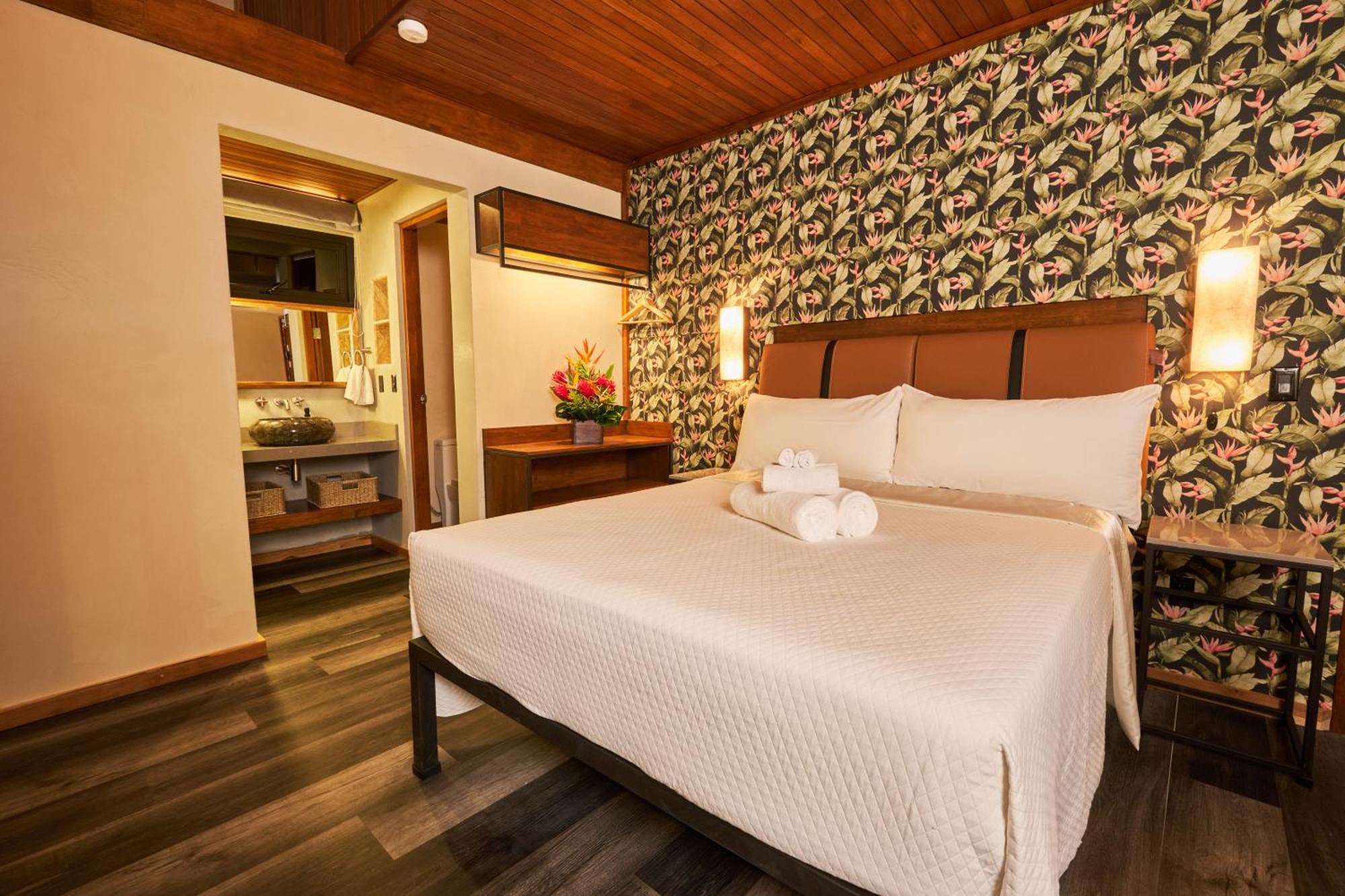 Suwa Villa Arenal La Fortuna Esterno foto